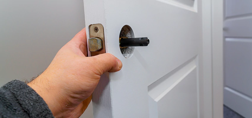 Nighttime Locksmith For Lock Repair in Thousand Oaks, CA