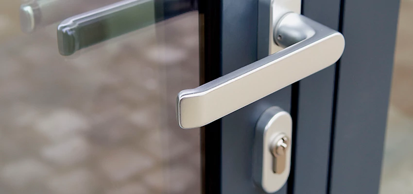 Broken Door Lock Cylinder Repair in Thousand Oaks, California